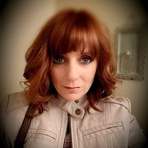 Meet your Posher, Catherine